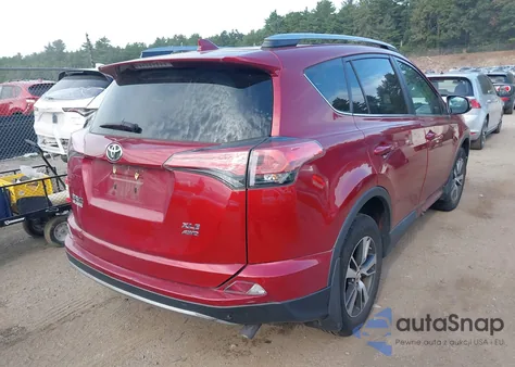 2018 Toyota Rav4 Xle z USA, uszkodzony, nr VIN 2T3RFREV6JW833149